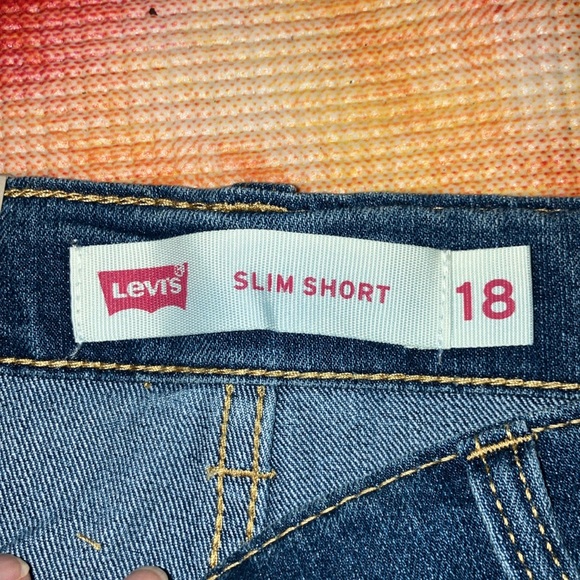 🌅NWT Levi’s Boy Shorts - Picture 5 of 8